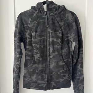 Lululemon full zip hoodie - great condition!